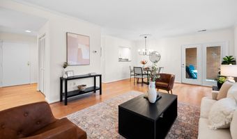 123 W BARRE St W 402, Baltimore, MD 21201