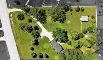 1404 Nile Kinnick Dr S, Adel, IA 50003