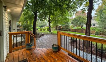 5327 Norris St, Ames, IA 50014