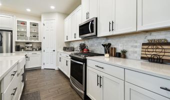 6211 SEA AIR Dr, Apollo Beach, FL 33572