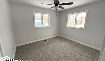 1414 E Linden St, Algona, IA 50511