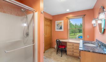 925 Hinesburg Rd, Brattleboro, VT 05301