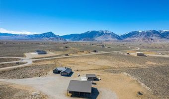 5 Cowboy Dr, Clark, WY 82435