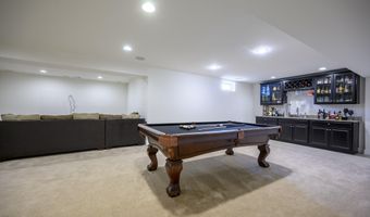 41 Gina Dr, Allentown, NJ 08501
