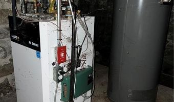 694 Hope St, Bristol, RI 02809