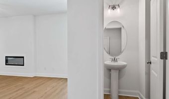165 Mill Ctr 202, Athens, GA 30606