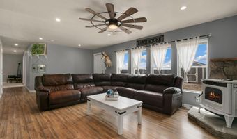 1077 GOLDEN RANGE, Burns, WY 82053