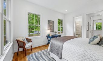 7926 BOLLING Dr, Alexandria, VA 22308