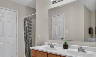 400 Emily Dr, Alma, AR 72921