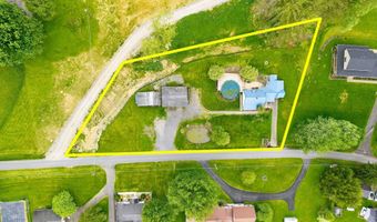 391 U Rd, Arthurdale, WV 26520
