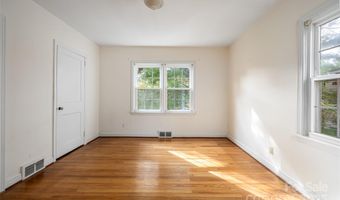 26 Lorraine Ave, Asheville, NC 28804
