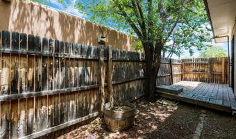 215 Madison St NE, Albuquerque, NM 87108