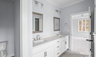 149 Beauchamp Oaks Ct, Advance, NC 27006