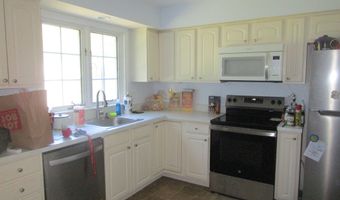 4 Founders Vlg 4, Clinton, CT 06413