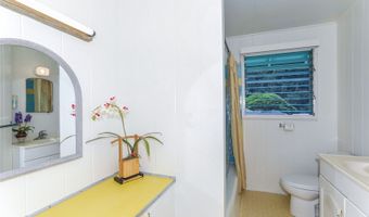 149 Hiolani Pl, Honolulu, HI 96813