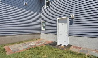 14 Byrne Pl, Bergenfield, NJ 07621