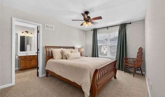 1388 Red Oak Plantation Dr, Ballwin, MO 63021