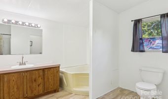 85 Star Flower Rd, Alexander, NC 28701
