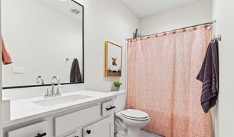 705 35th St SW, Altoona, IA 50009