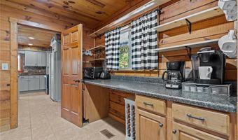 105 Lakewood Dr, Aberdeen, NC 28315