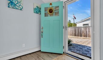 209 Fernwood Dr, Bayville, NJ 08721