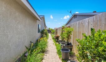 620 Meadow Grove Pl, Escondido, CA 92027