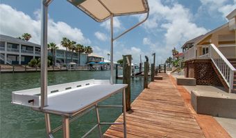 129 Sea Breeze Dr, Aransas Pass, TX 78336