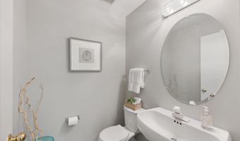 9600 EAGLE RIDGE Dr, Bethesda, MD 20817