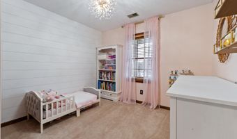 8 Country Oaks Dr, Barboursville, WV 25504