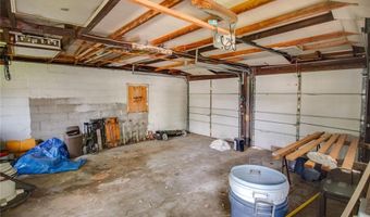 2801 Hillcrest Ave, Alton, IL 62002