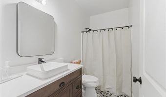46 Somerset Cir, North Kingstown, RI 02852