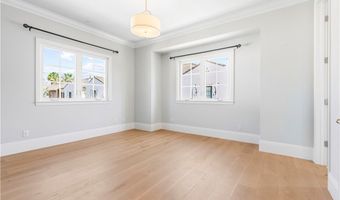 566 S 2nd Ave, Arcadia, CA 91006