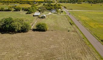 1396 N 300 Rd, Baldwin City, KS 66006