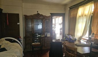 39 Roosevelt St, Bridgeport, CT 06608