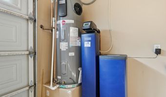 9777 N CHEMEHLEVI Dr, Casa Grande, AZ 85122