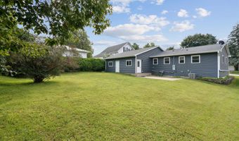 310 7th Ave SE, Dyersville, IA 52040