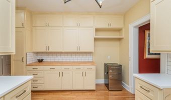 71 Manville Ave, Barnwell, SC 29812