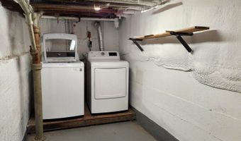 230 French St, Bangor, ME 04401