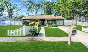 85 Williams Ave, Amityville, NY 11701
