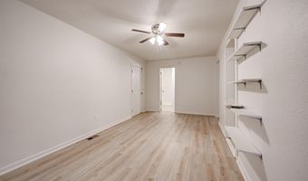 6823 Foxfire Dr, Benton, AR 72019