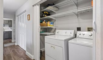 7624 157th St W 307, Apple Valley, MN 55124