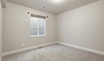 882 Jenny Ln, Berthoud, CO 80513