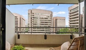 1300 CRYSTAL Dr 1102S, Arlington, VA 22202