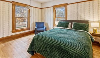 1917 Arthur St, Caldwell, ID 83605