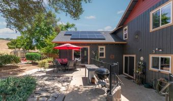 1070 Suzanne Dr, Angels Camp, CA 95222