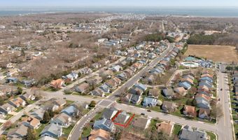 84 Chain Blvd, Bayville, NJ 08721