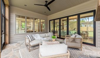 4021 Ridgecrest Ave, Charlotte, NC 28211