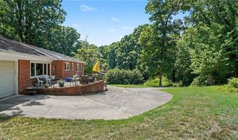 807 E Salisbury St, Asheboro, NC 27203