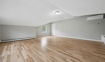 20 Oak Hill Dr, Exeter, RI 02822