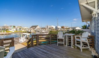 504 N Kinston Ave, Atlantic Beach, NC 28512